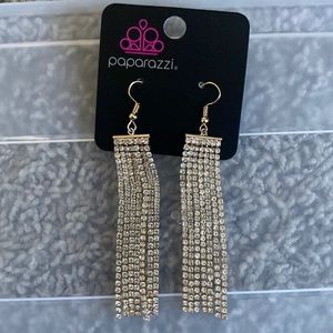 Women’s earrings